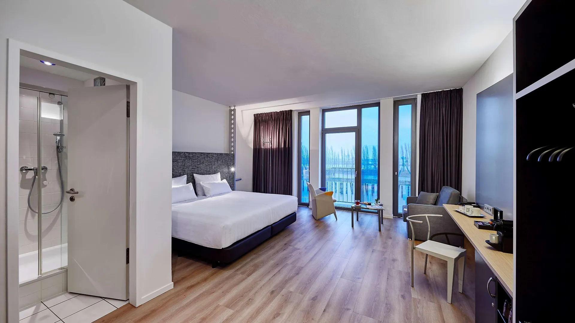 **** Hotel INNSiDE by Meliá Brema Alemania