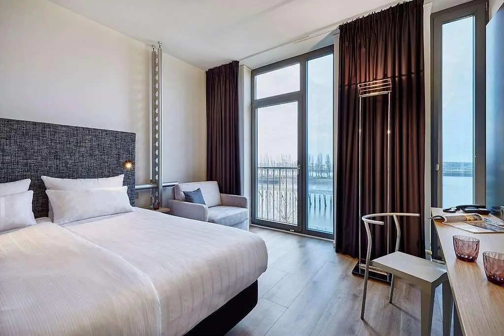 Hotel INNSiDE by Meliá Brema